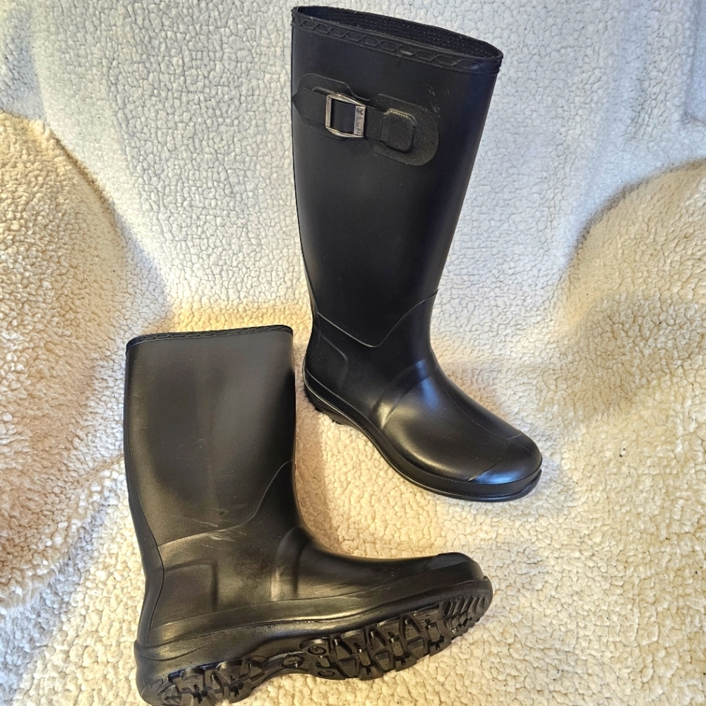 Kamik - Olivia - black rainboots size 7